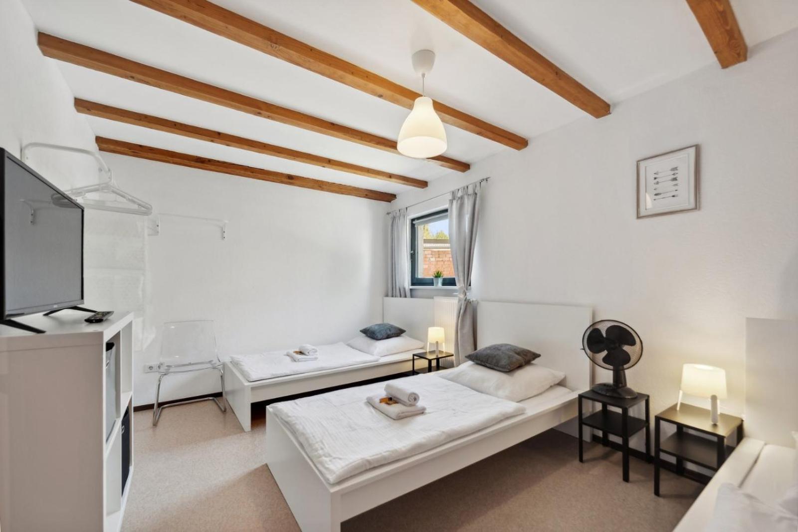Andriss - Travel & Work - 5 Bedroom - Kitchen - Parking * Kaiserslautern